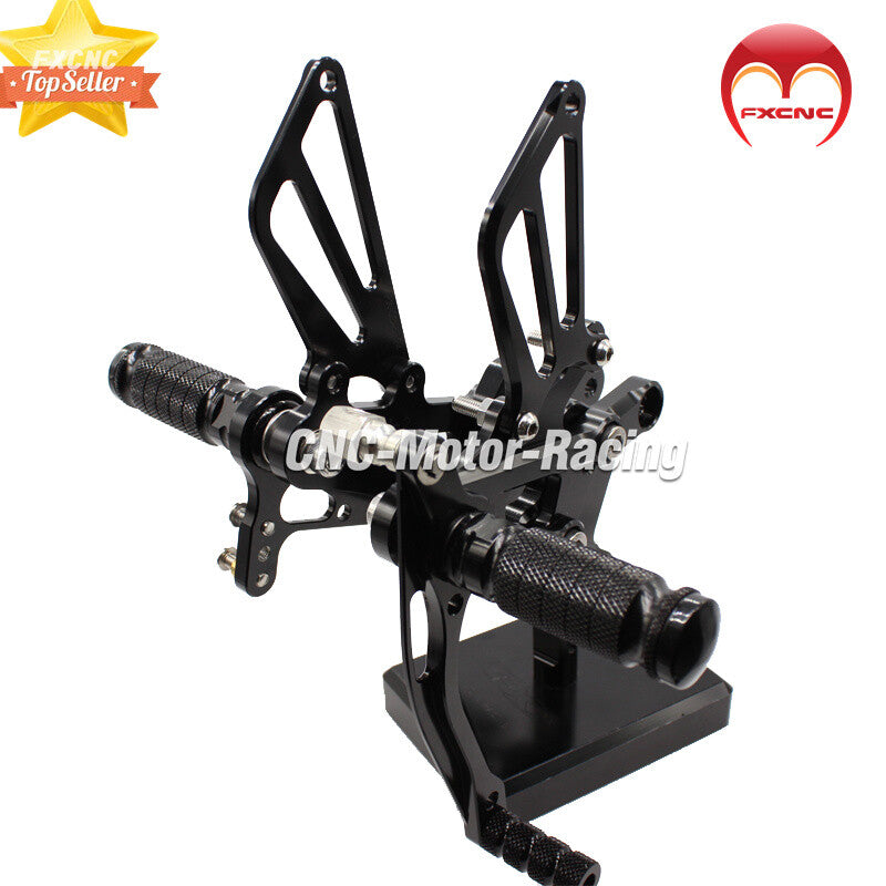 Rear CNC racing pedal gears and foot spikes are suitable for CBR600F F4I 2001 - 2005 2006 2007