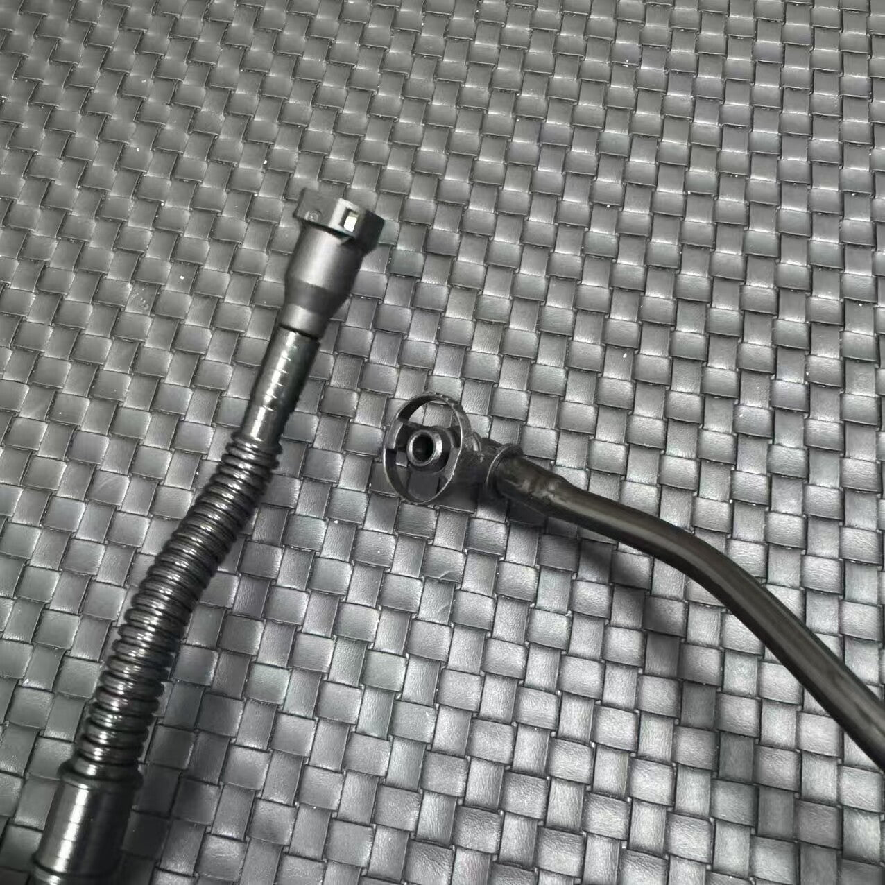 04E133366T Connecting Hose for Audi for A4 B8 2009-2016