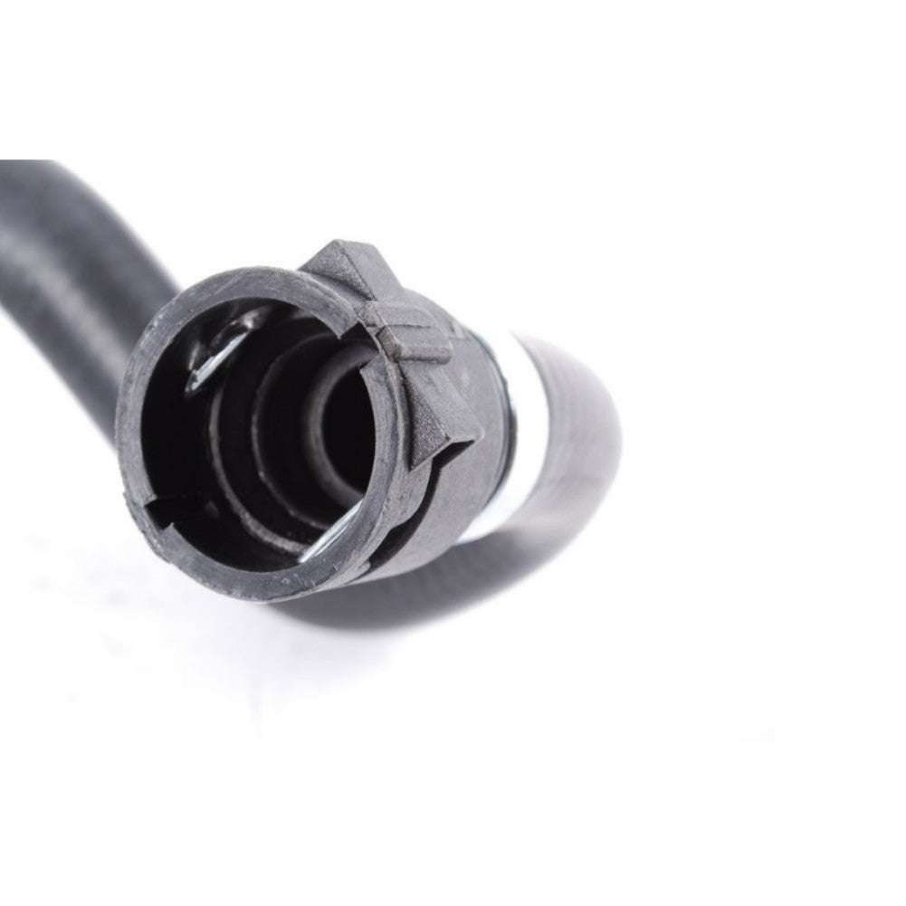8E1819371B Heater Hose Flange for Audi for A4 Quattro 02-09