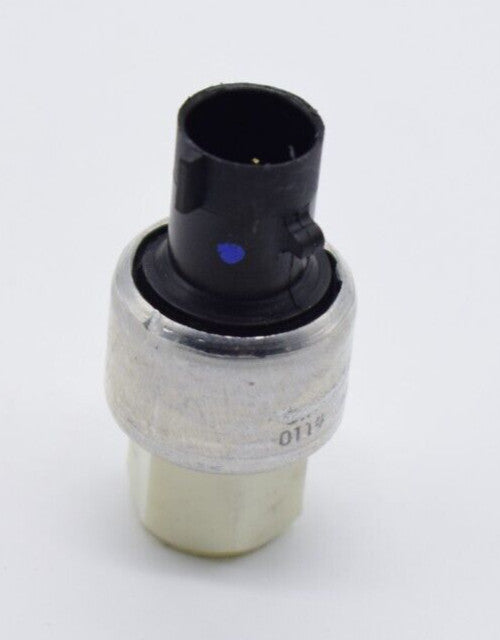 Air conditioning pressure sensor 52457853- n