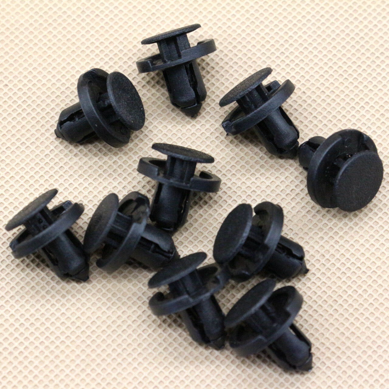 10 Bumper Push Retainer Plastic Fastener Clips for Nissan 01553-09611 Q