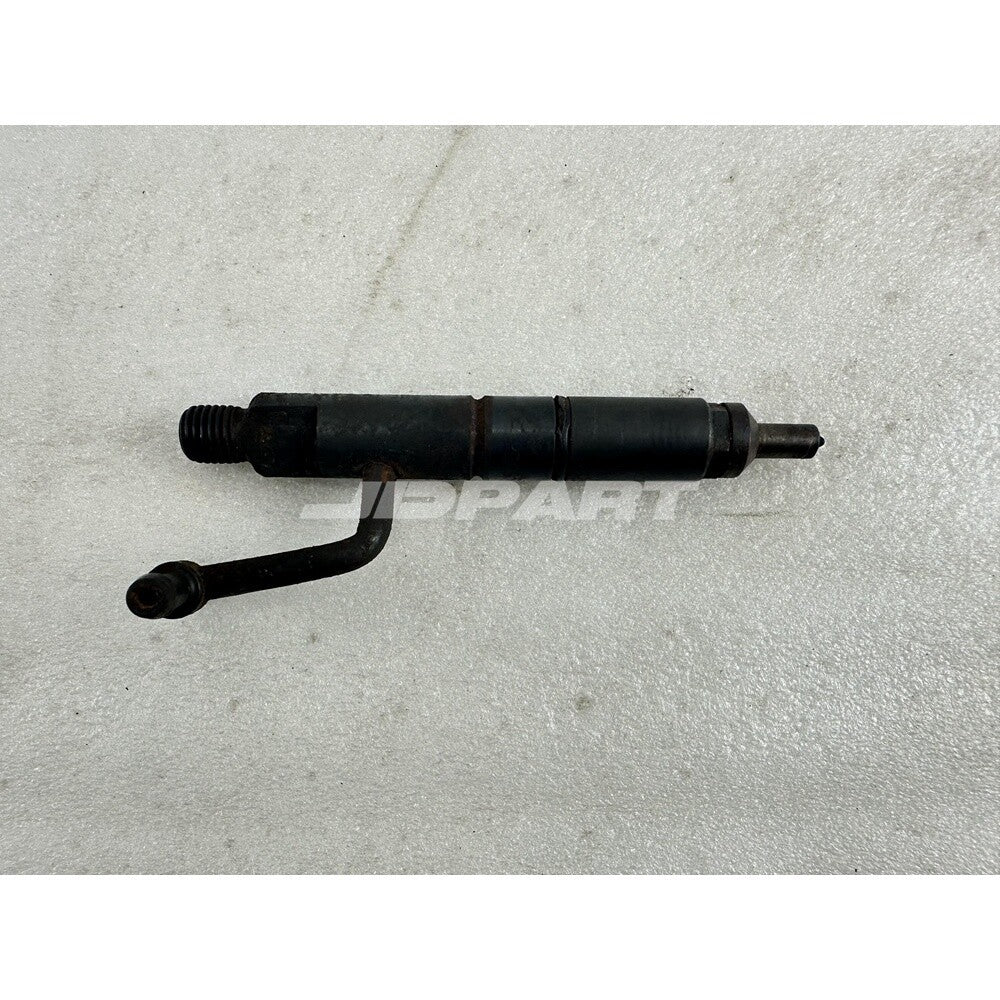 3KR2 Injector 8-94375-195-1 - Spare parts for Isuzu engines.