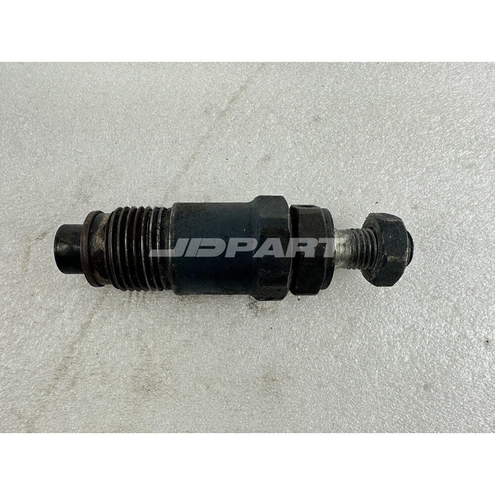 D950 Injector 15271-53020 - Suitable for diesel engine parts