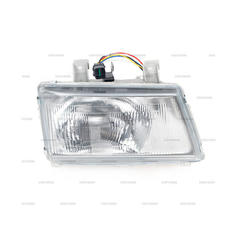 The left headlight driver is for Mitsubishi Canter FUSO FE 7/8 (2005-2011).