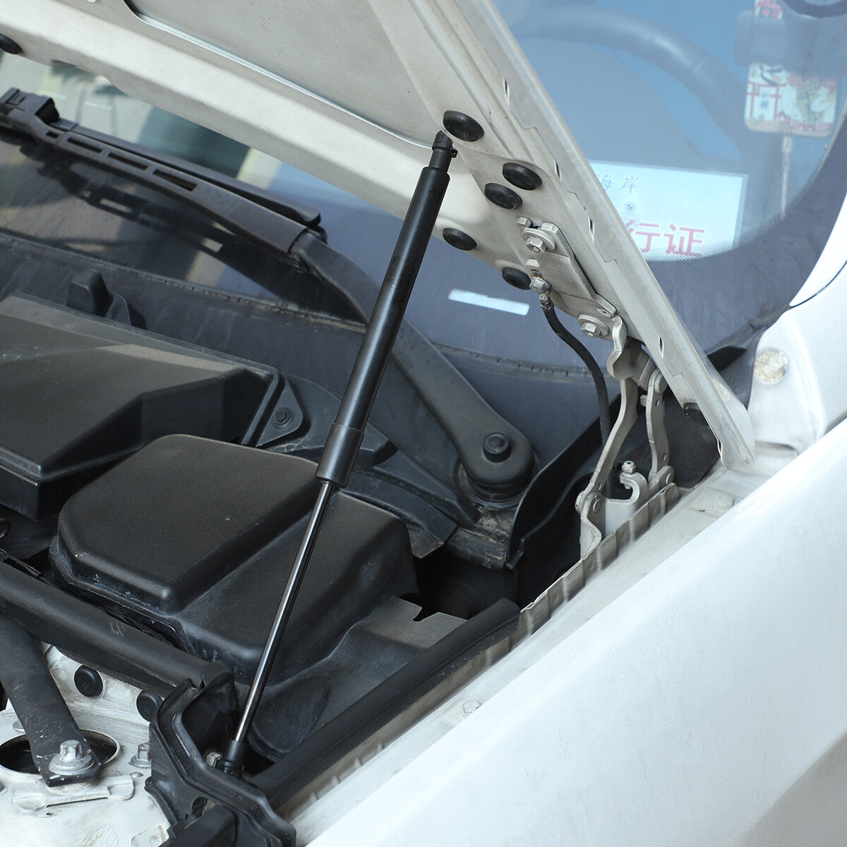 Front hood lift support struts suitable for 328i, 335i xDrive, 330i, E90, E91, E92- n