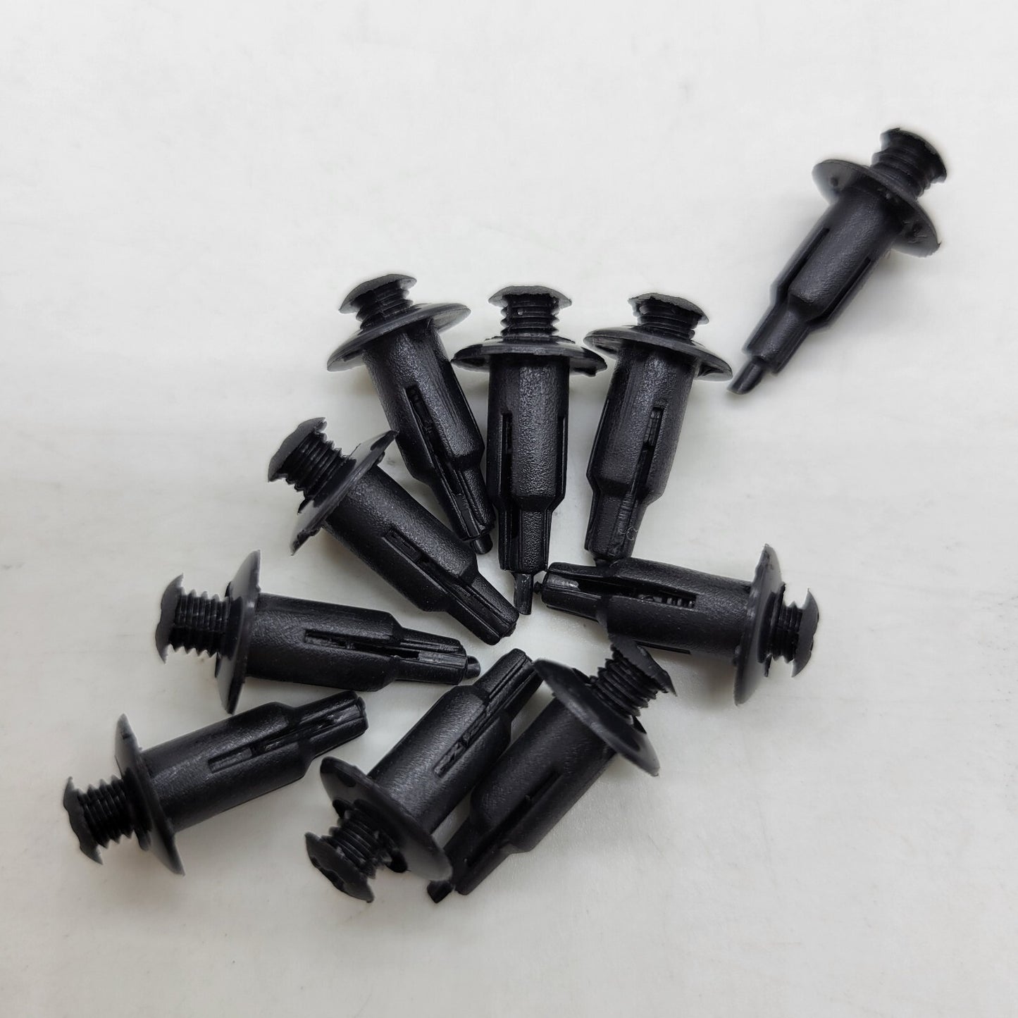 22 pcs Hood Mounting Push-Type Retainers Clips Fasteners for Hyundai 86157-37000