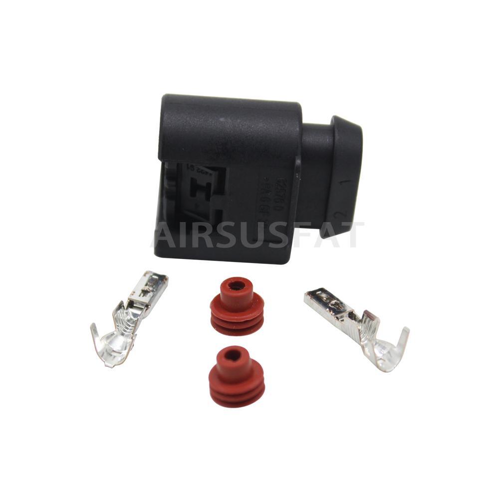 For W221 W164 W251 W166 W222 W251 AMK Discovery 4 Air Suspension Pump Motor Plug
