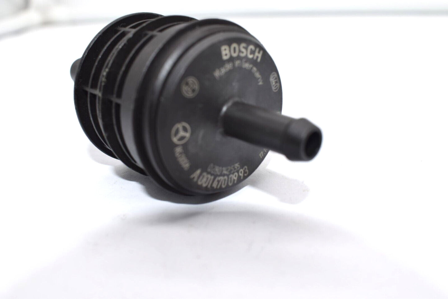 Solenoid valve for steam tank purging in GLE400 SL450 (A0014700993) n