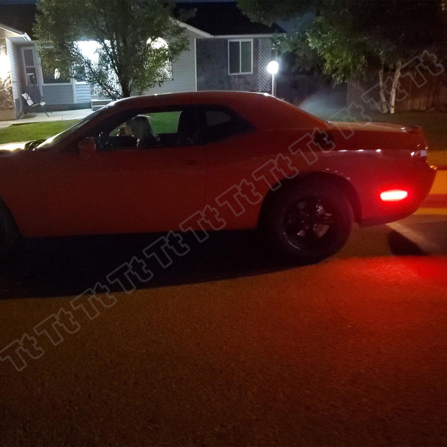Suitable for 08-14 for Dodge for Challenger 11-14 charger smoked LED rear marker light- v