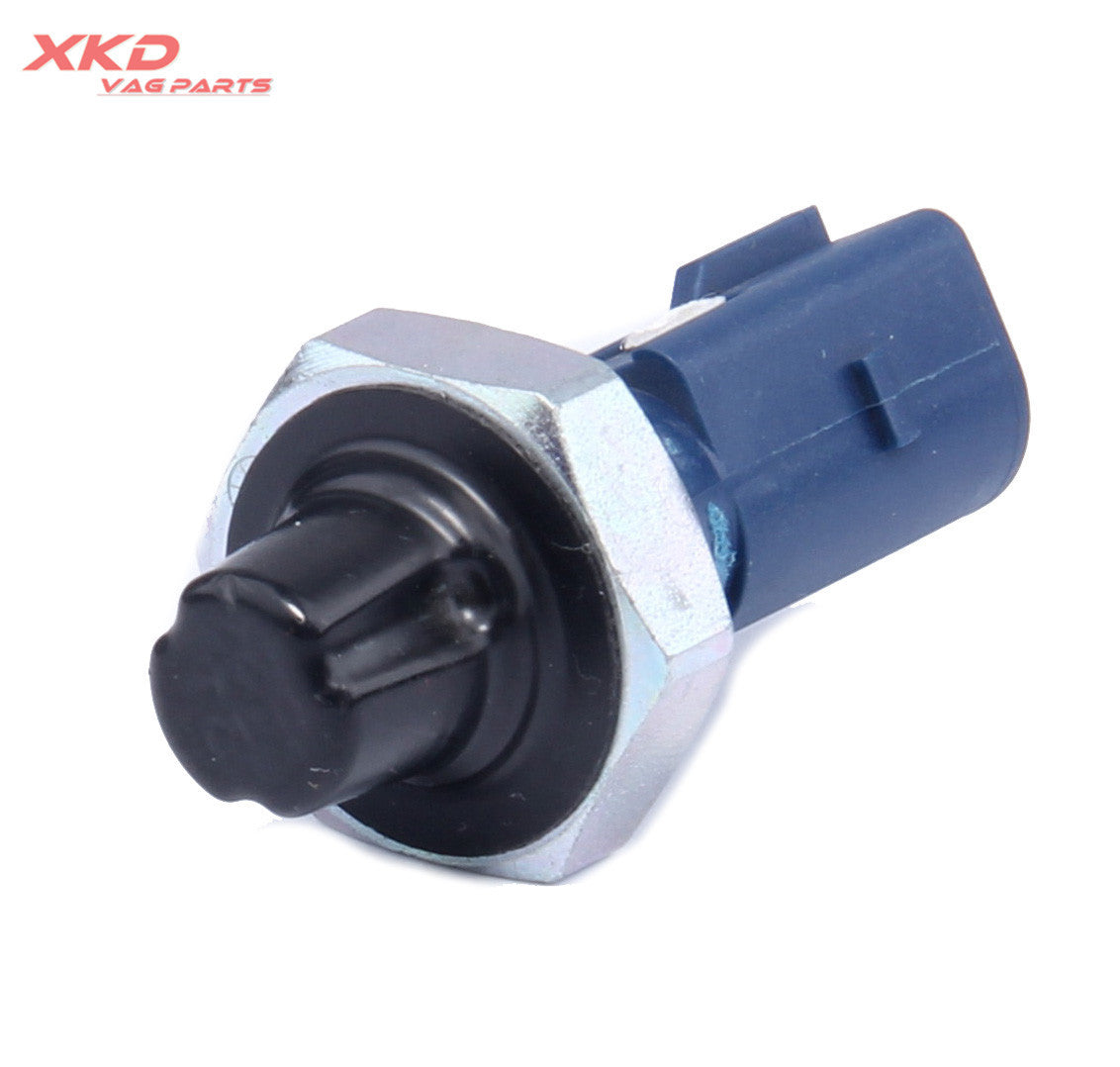 Oil Pressure Sensor Switch 2.15-2.95 Bar for VW for AUDI for SEAT for SKODA 06H919081A Q