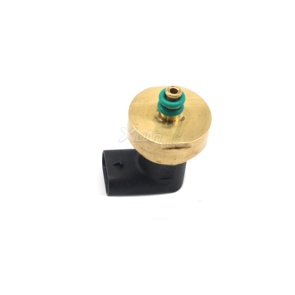 A0009051100 Fuel Tank Pressure Sensor for C250 C300 CL600 CL65 AMG v