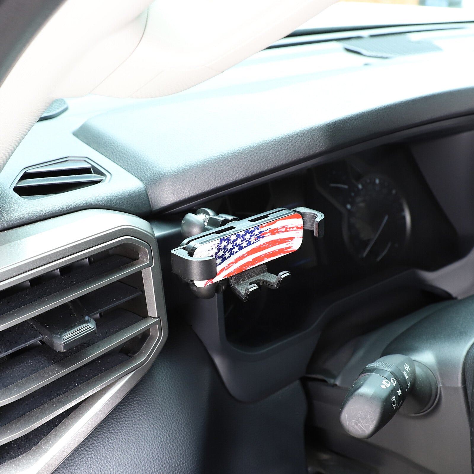 Dashboard Mounting Bracket for Phone Holder Suitable for Sequoia 2022/2024 n