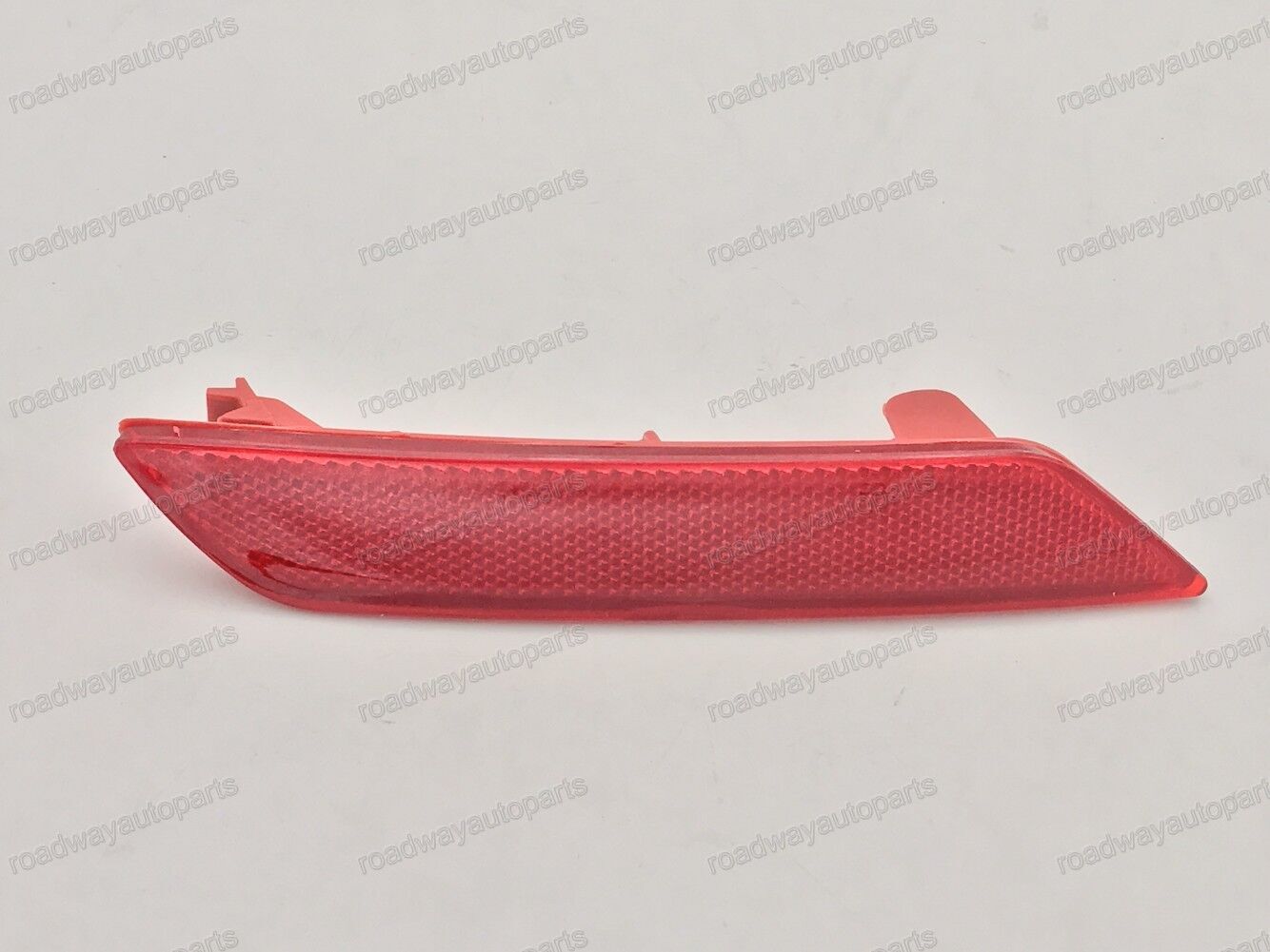 1Pcs Rear bumper reflector light red lens Right for HONDA for CIVIC SEDAN 2013-2015