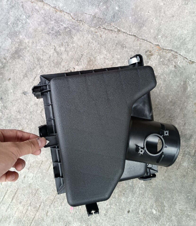 for Toyota Air Cleaner Cap Sub-Assembly 17705-F0130 for Avalon , for Camry , and RAV4 Q