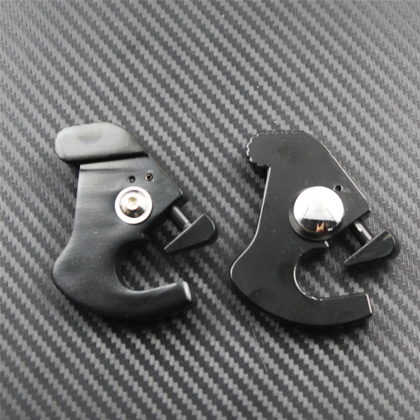 Sissy Bar Luggage Rack Docking Latch Clip for Harley Road Electra Street Glide Q
