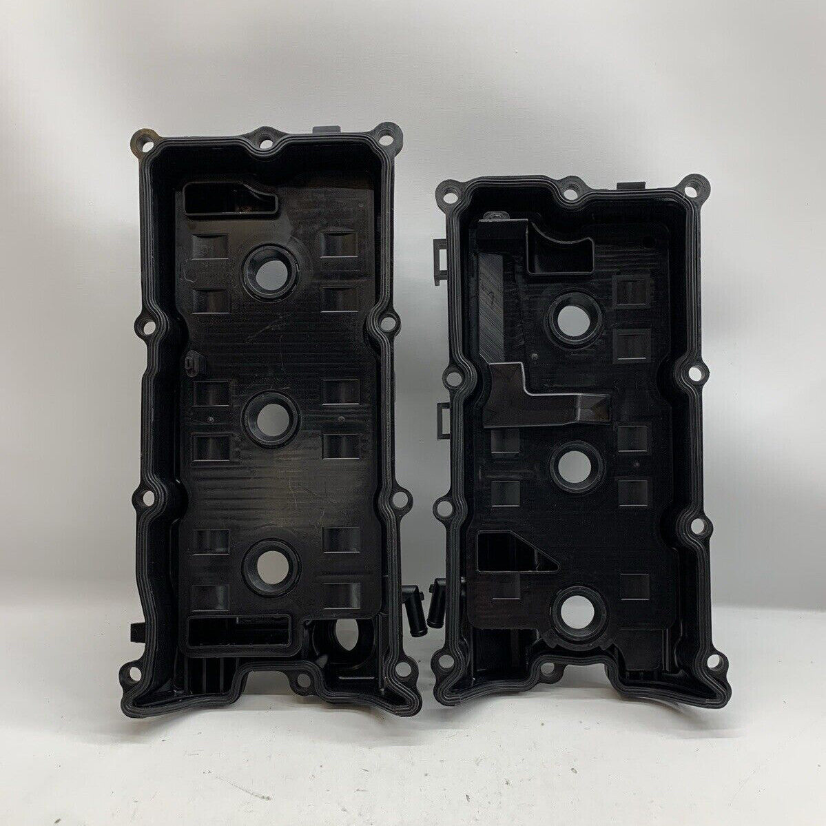 Valve Cover SET For 05-19 Frontier Pathfinder Xterra NV1500 NV2500 4.0L n