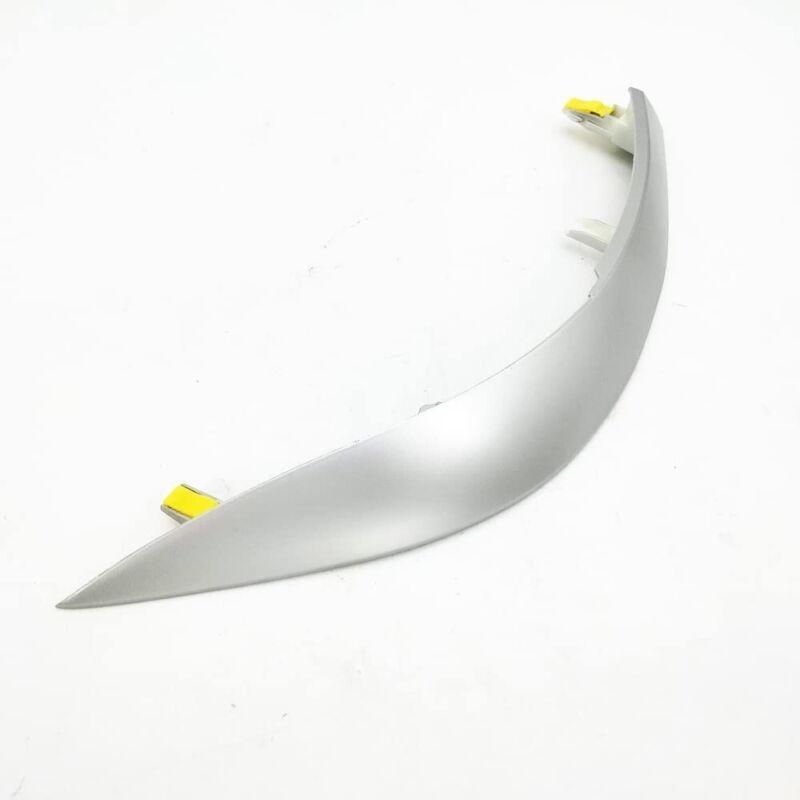 The upper right center dashboard trim strip is suitable for the 2009 for Toyota for Corolla /Altis.