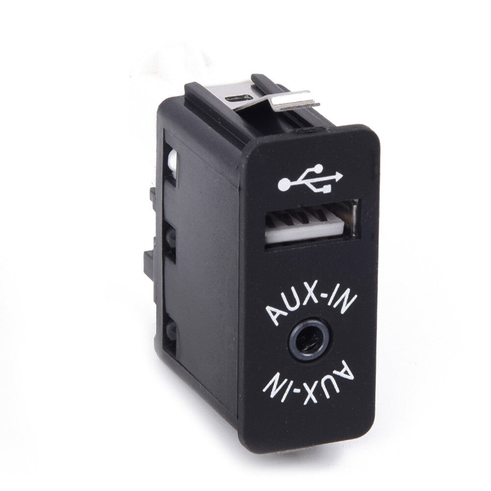 USB AUX input socket switch 84109237653 suitable for E81 E87 E90 F10 F12 E70 E82 F10 n