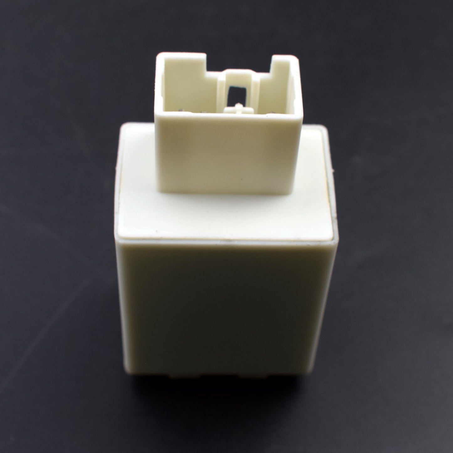 Suitable for for Mazda 6 MPV 3211224320 Hazard warning flasher relay GJ6A66830 New - v