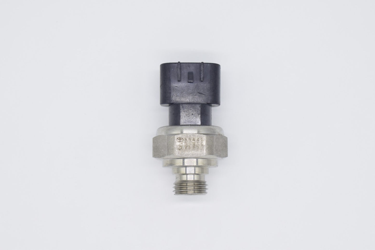 Power Steering Pressure Sensor 89448-51010 For 01-05 for Lexus GS300 GS430 IS300 Q