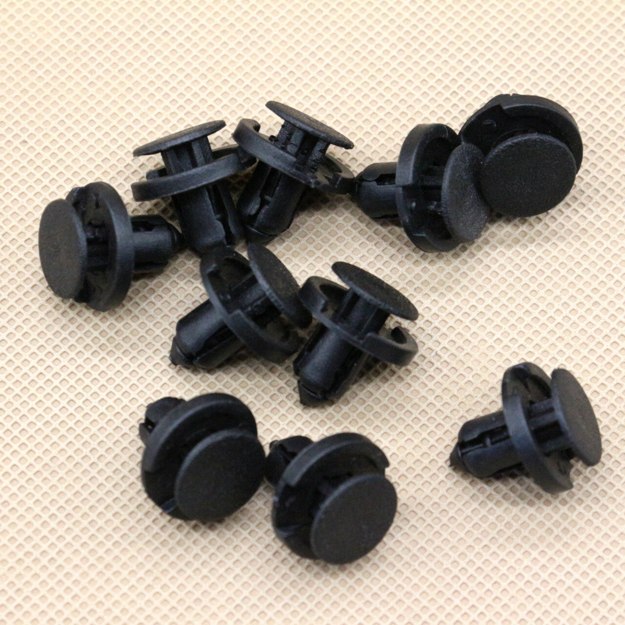 10 Bumper Push Retainer Plastic Fastener Clips for Nissan 01553-09611 Q
