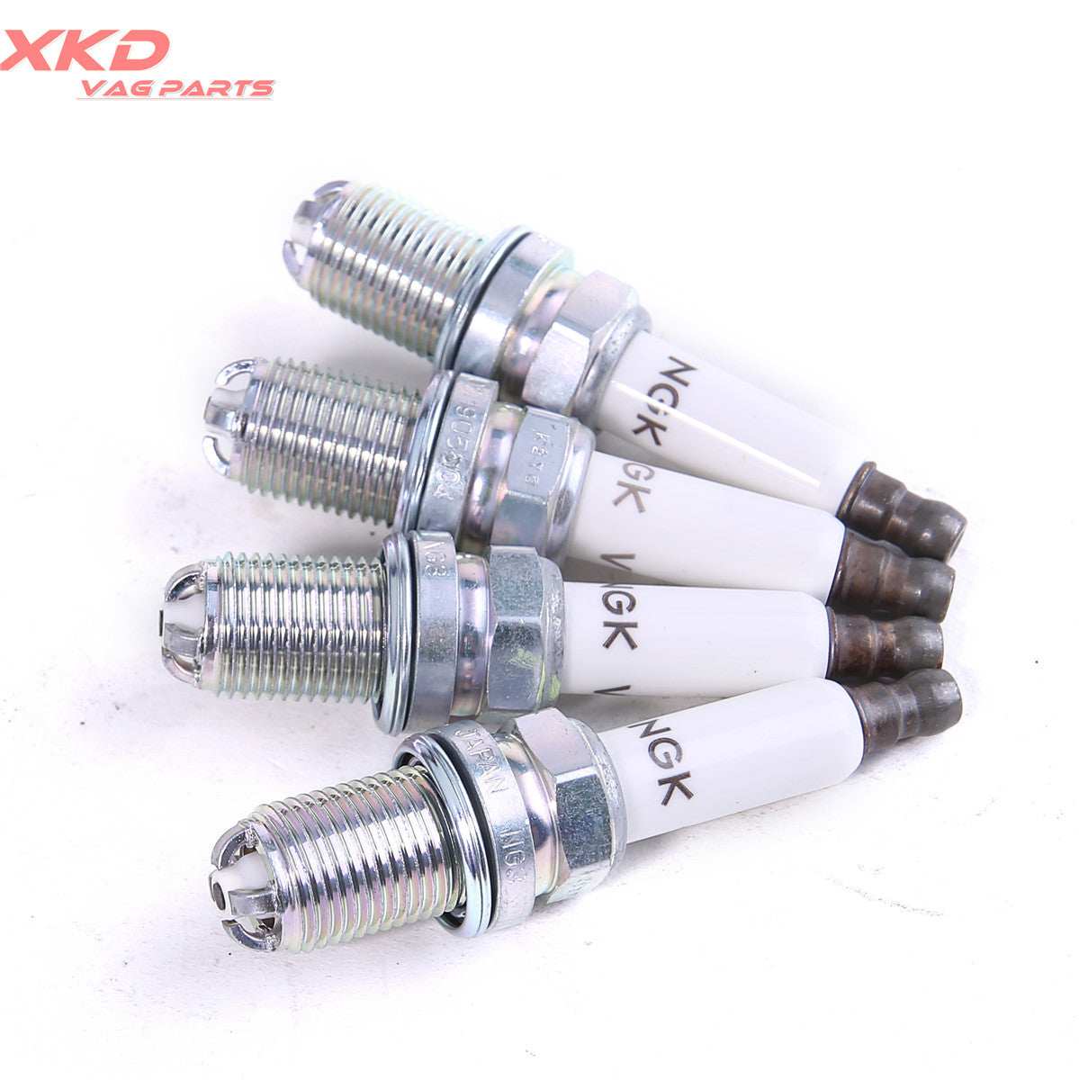 2.0T Spark Plug Kit for VW for Jetta for Golf for Passat for Tiguan for AUDI A3 for A4 for A5 06H905611 Q