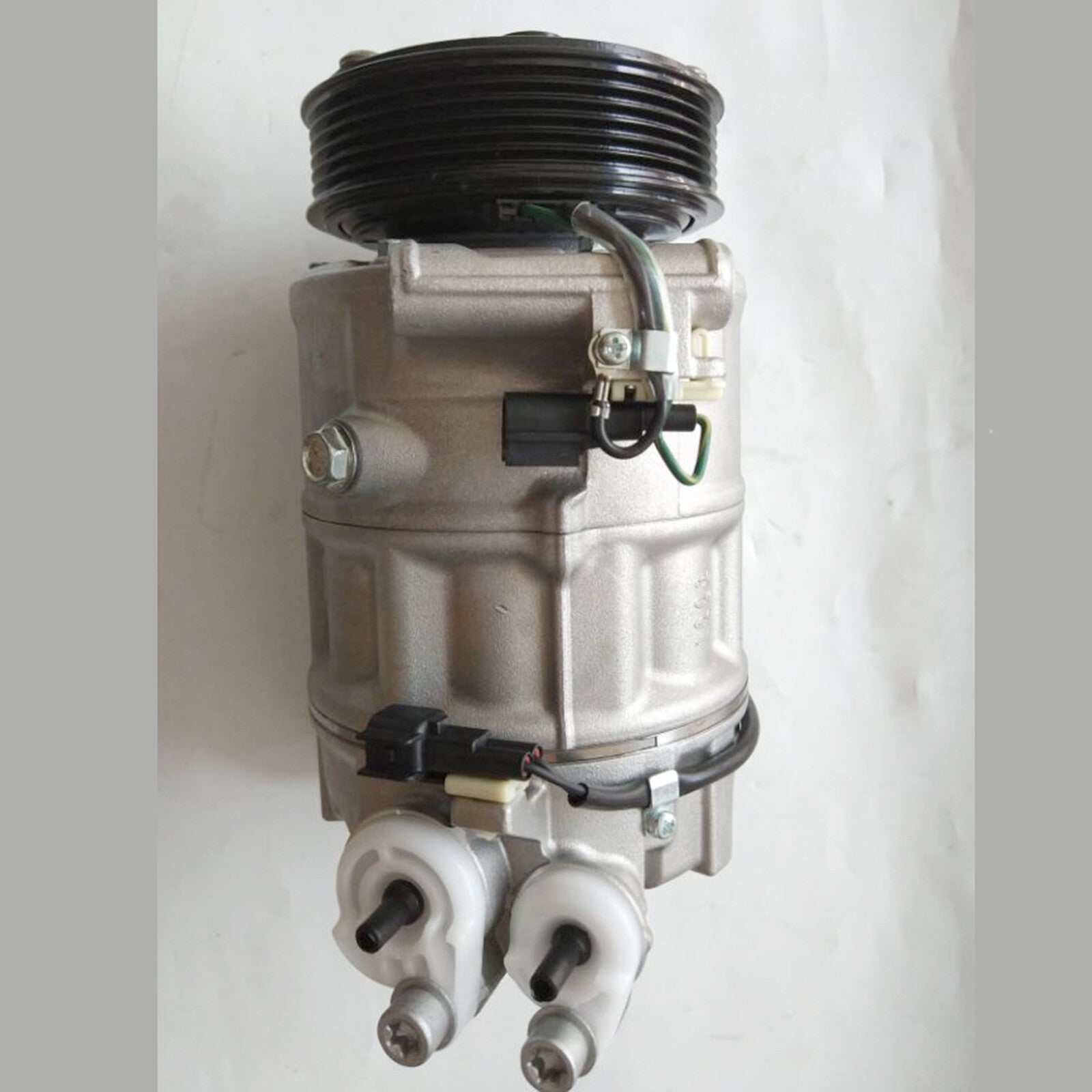 6PK 110mm AC COMPRESSOR LR058017 Sanden 1656P for Land Rover Discovery