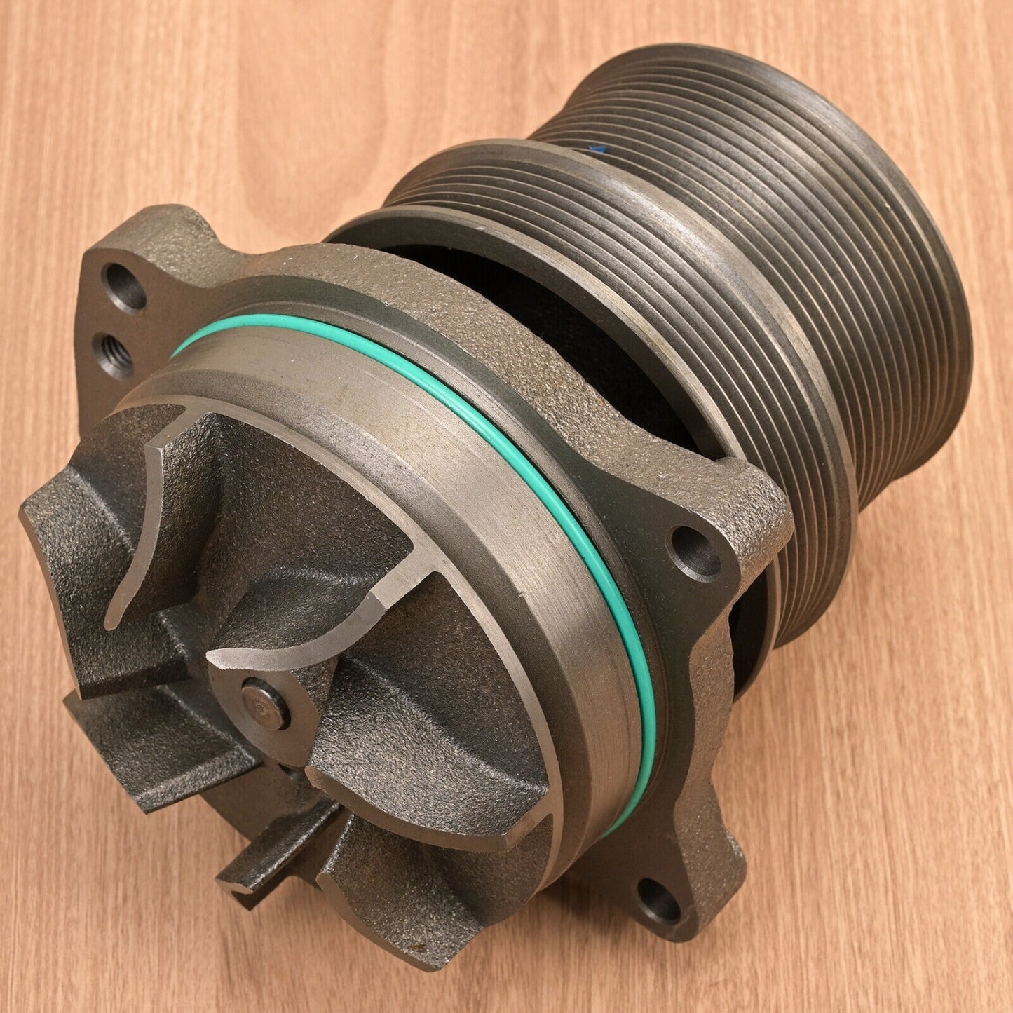Heavy Duty Water Pump 4386576 3684450 3683651 for Engines ISX ISZ
