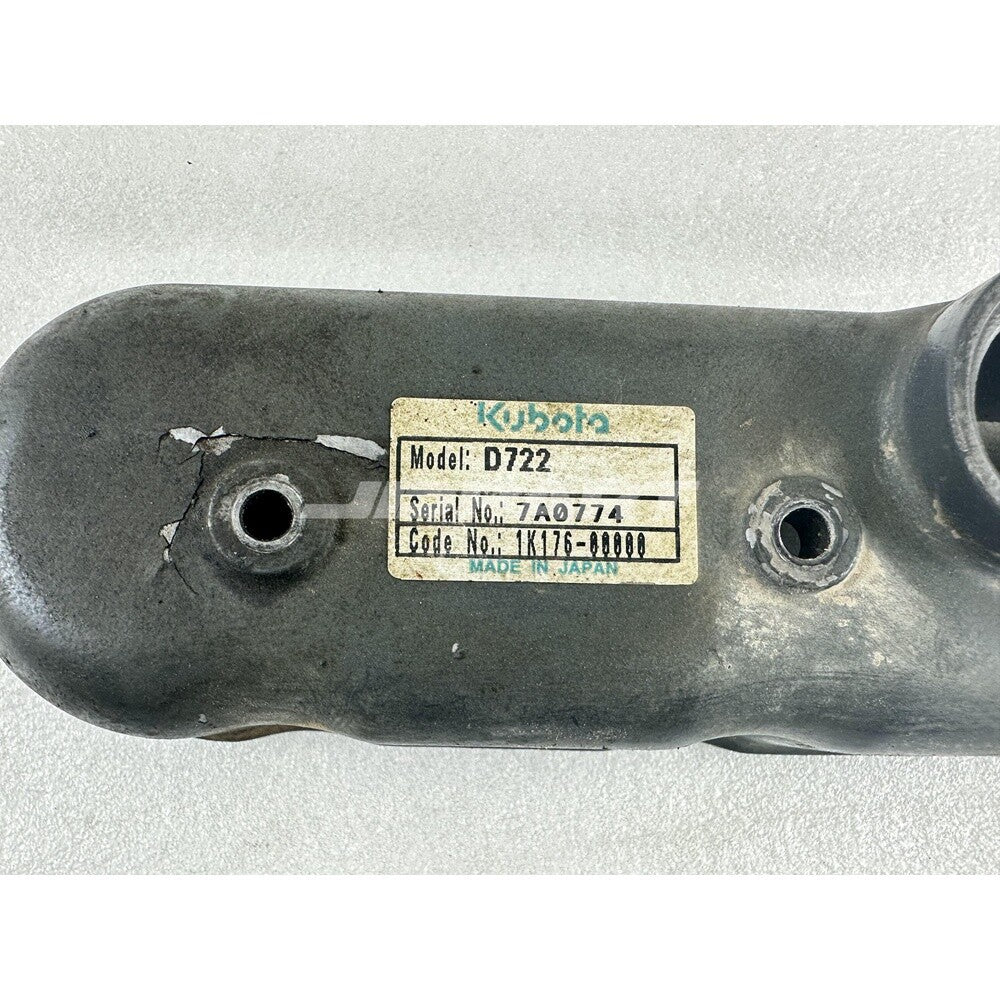 D722 older model valve chamber cover for engine parts -