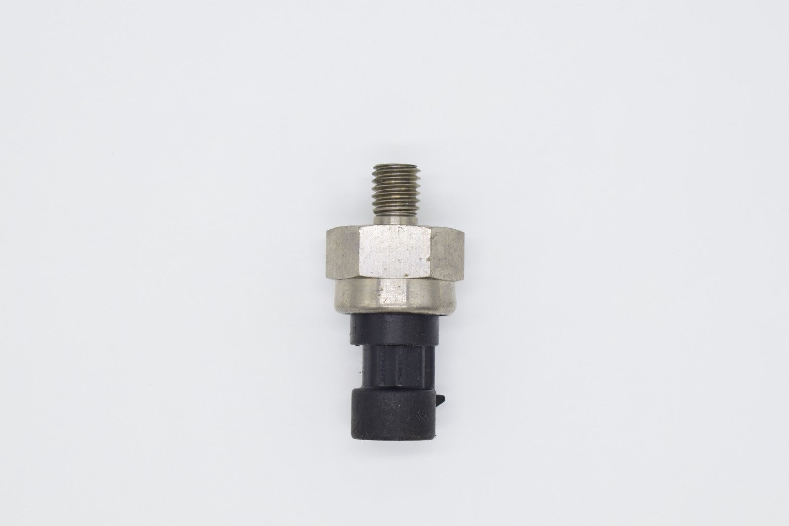 for Mercury Verado hydraulic pressure sensor 3.4L V6 4-stroke 8M6000637 8M0010469 Product