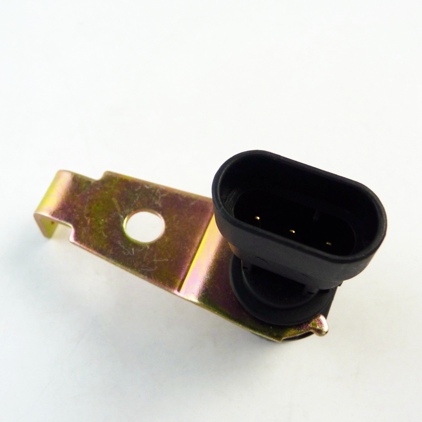 New crankshaft position sensor for for Cadillac for and for GMC 10456542 1045657- v