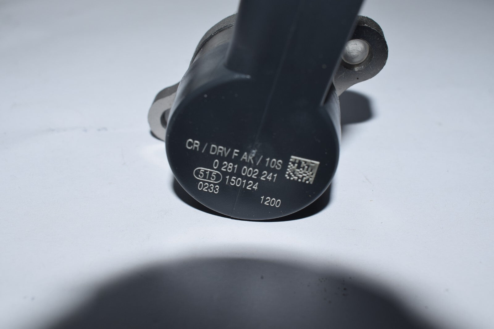 Fuel injection pressure regulating valve for Mercedes Sprinter 0281002241- n