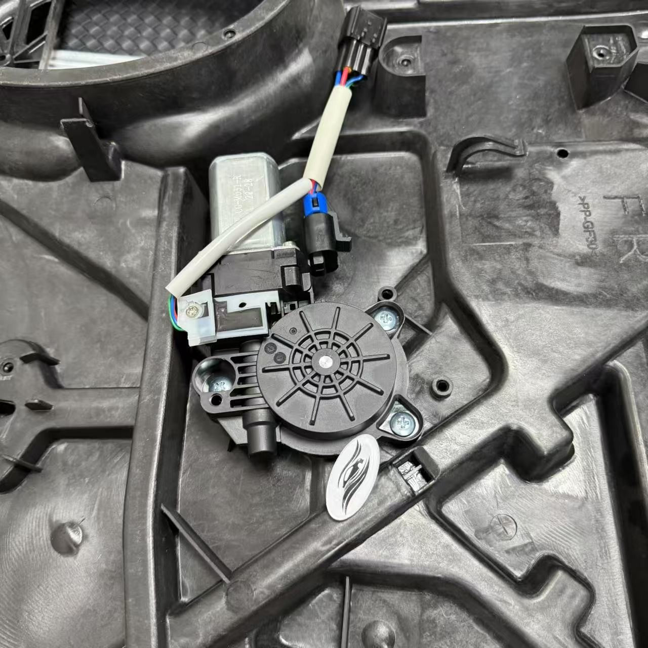 68171826AD Front Right Door Window Regulator for Ram 2500 3500 13-23 Q