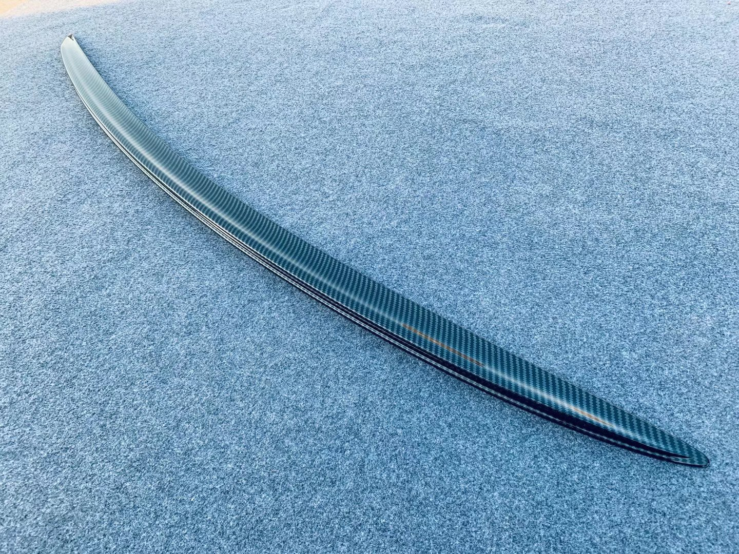 Rear Trunk Spoiler Middle Wing Carbon Fiber For 2020-2023 for Toyota Harrier Venza Q