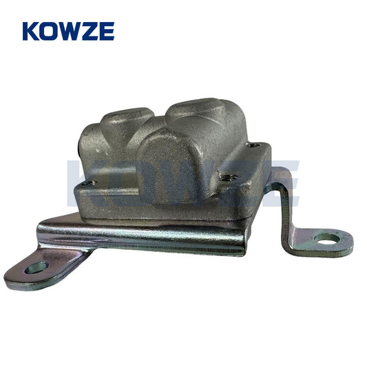 Brake Valve Clutch Accumulator for Toyota Fortuner Hilux KUN10 KUN15 KUN25 KUN35 Q