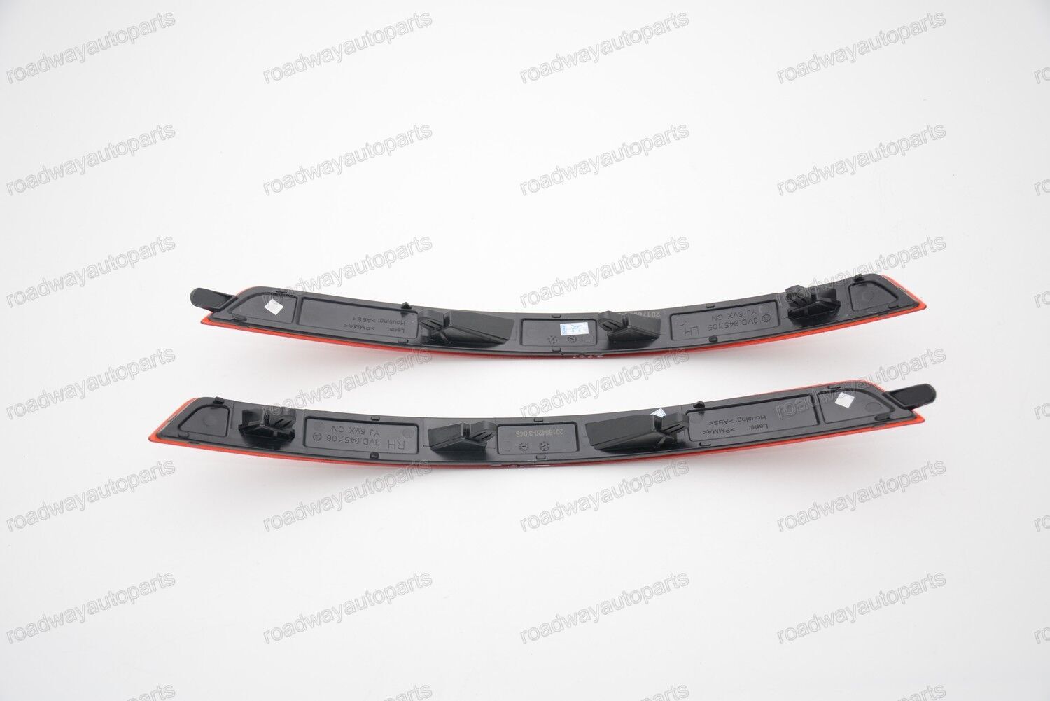 1Pair Rear Bumper Reflector Light Red Lens Fit for Skoda Superb 2016 Left+Right Q