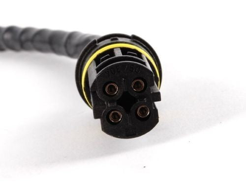 Upstream O2 oxygen sensors are suitable for Land Rover and E38, E39, E46, E53, E60, 3, 5, and 7 . n