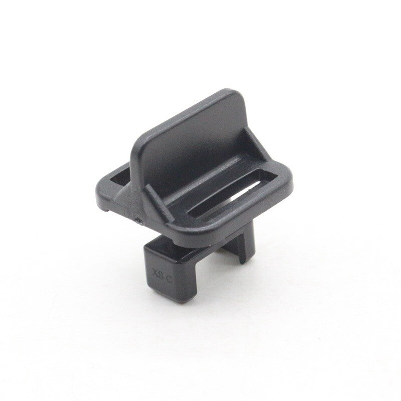 4. Suitable for Toyota for Lexus GX460 10-13 front bumper boiler mounting clip 52526-60030