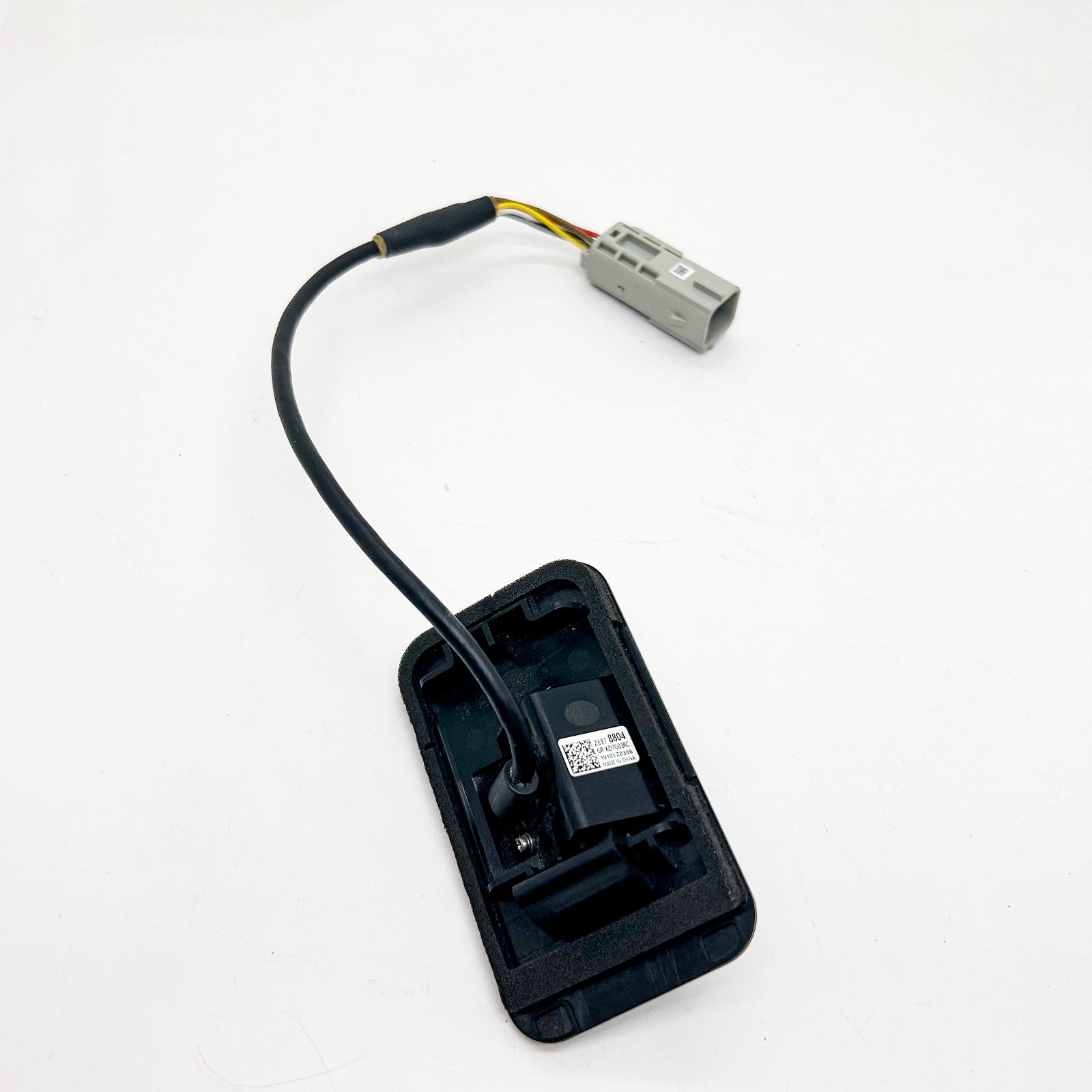 Rearview parking assist camera 23432248, compatible with 2015-2020 Suburban Tahoe. n