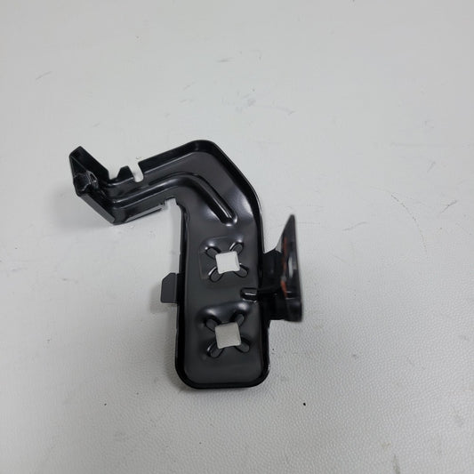 Front Left Fender Wing Holder Bracket for BMW F30 F32 F33 F36 335 430 440 Q
