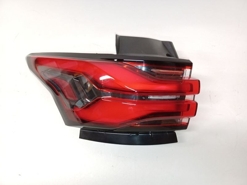Left&Right LED Tail Light 86785340 Quarter 2874104 For 22-23 Traverse n