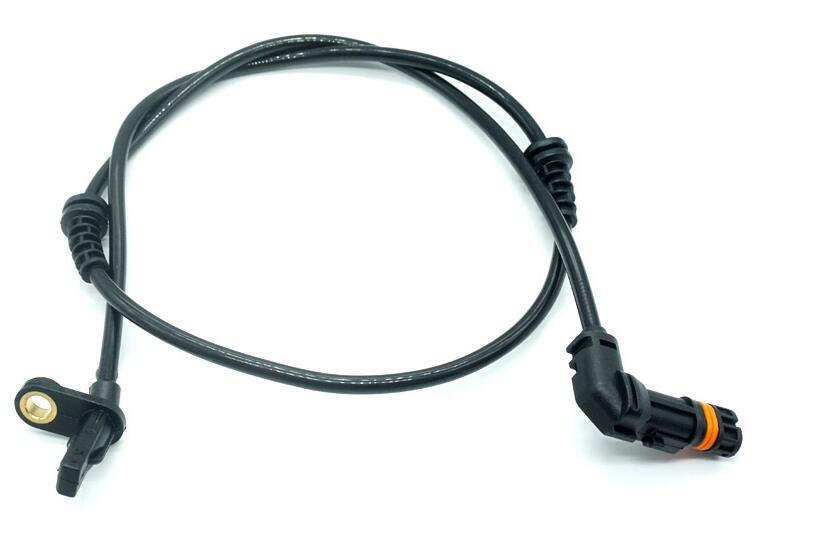One front ABS wheel speed sensor suitable for Mercedes X204 GLK 200 250 280 300 350- n