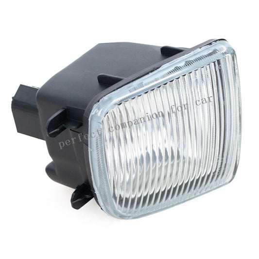 Pair of front bumper fog lights and driving lights for Nissan Pathfinder 1999 - 2003 - 2004