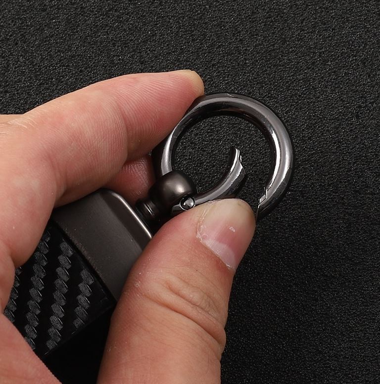 Suitable for Alfa Romeo 156 car keychain/key ring, dark brown leather horseshoe buckle.