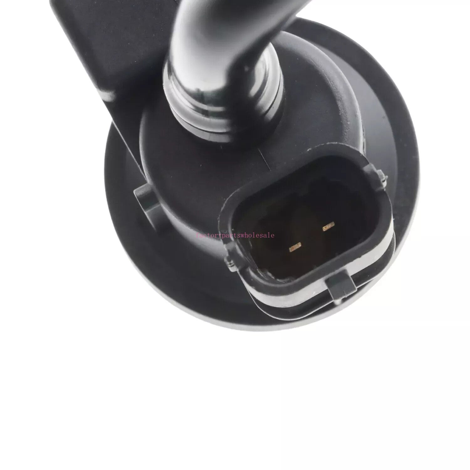 One steam tank empty valve suitable for Land Rover for Range Rover Sport LR4 LR010749 3.0 5.0- n
