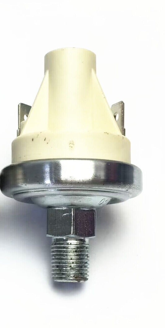 309-0717 3090717 GM30263 Honeywell Engine Water Pressure Sensor Q