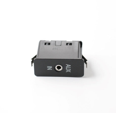 AUX Auxiliary Input Socket For E60 E87 E90 E92 E93 F30 F10 F12 E70 for Mini E53 v