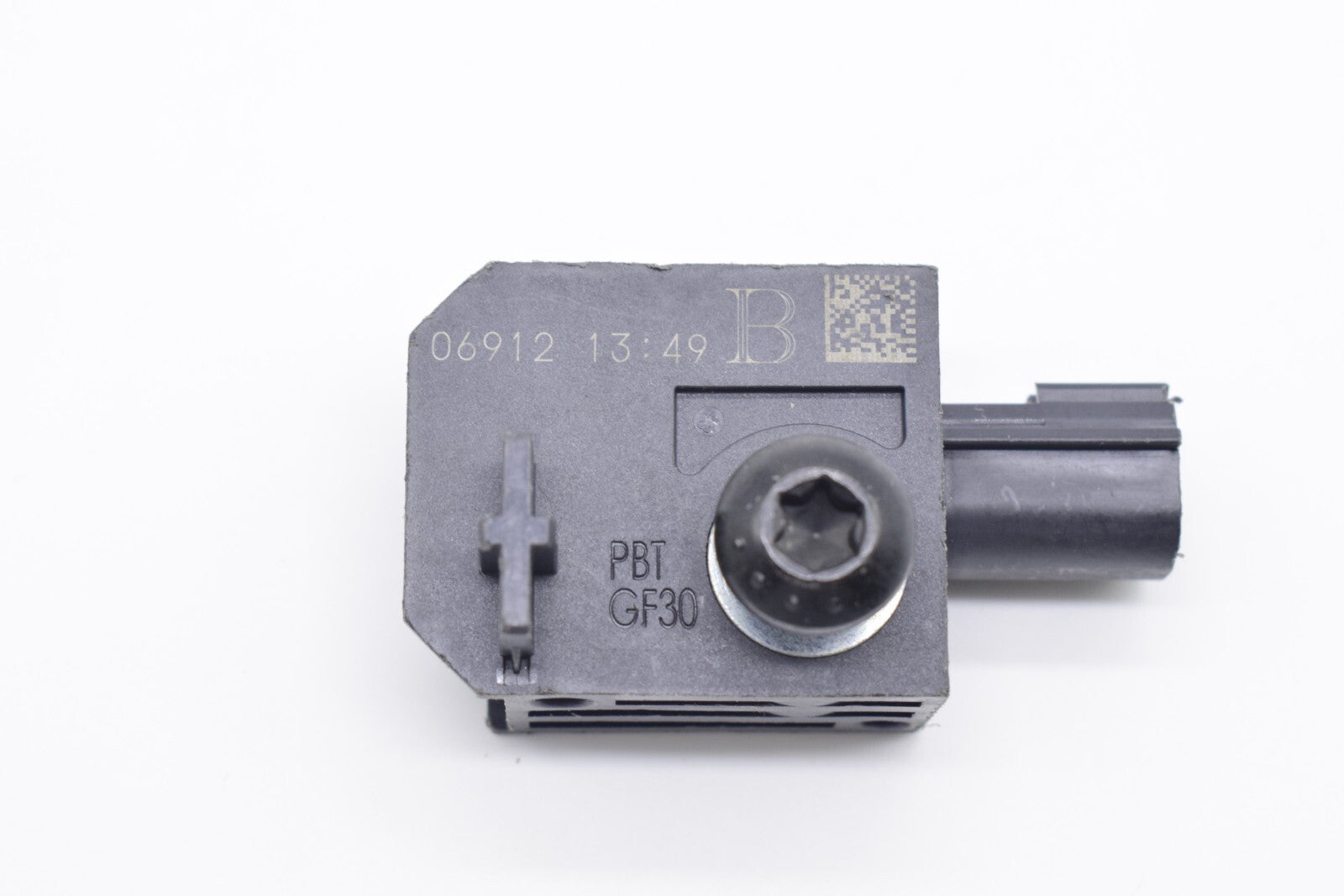 13502577 Front-end discrimination impact sensor suitable for general 2010-2017 vehicles. n