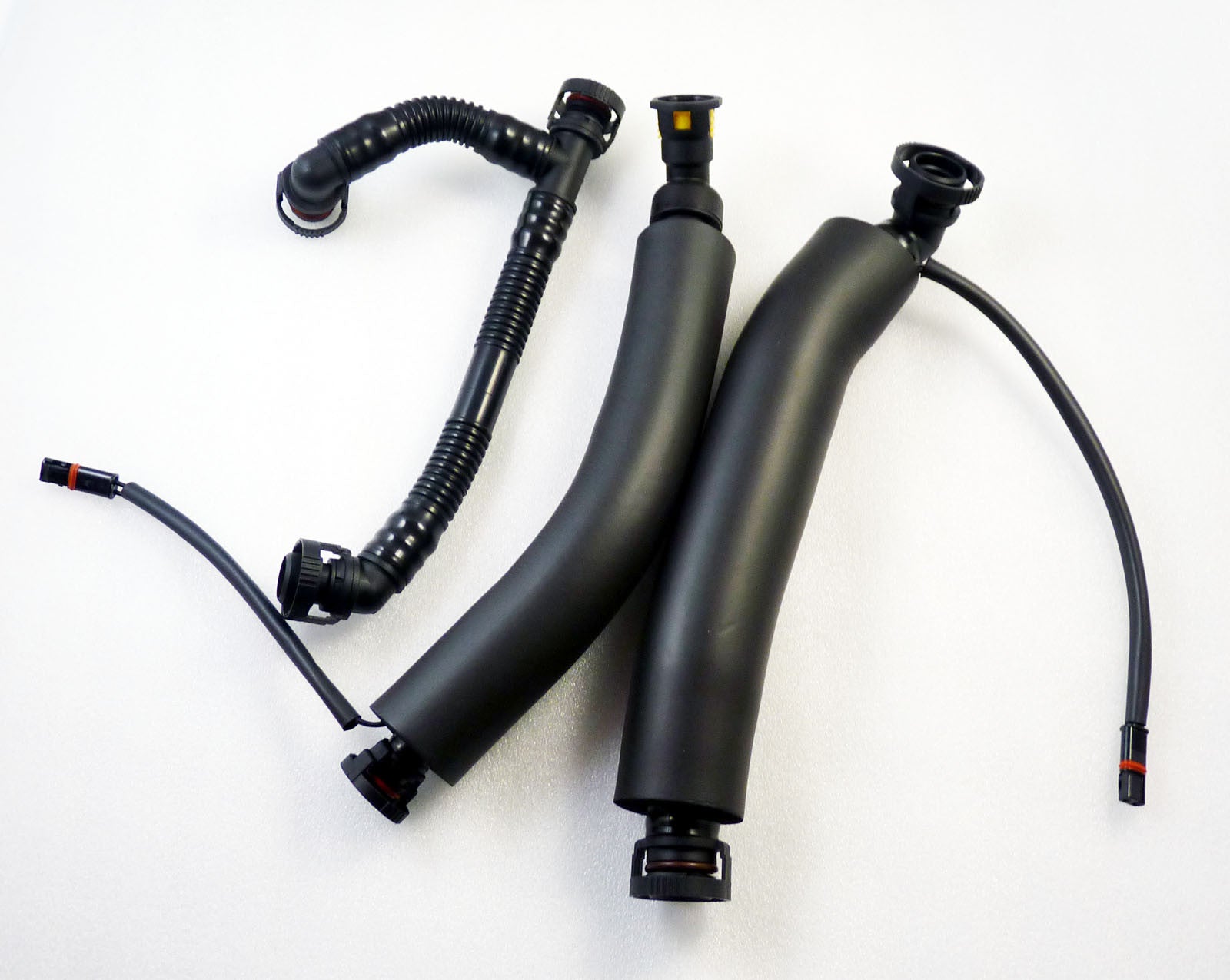 New crankcase breather hose kit for 2006 325i 330i E90 2006-2007 525i 530i E60- v