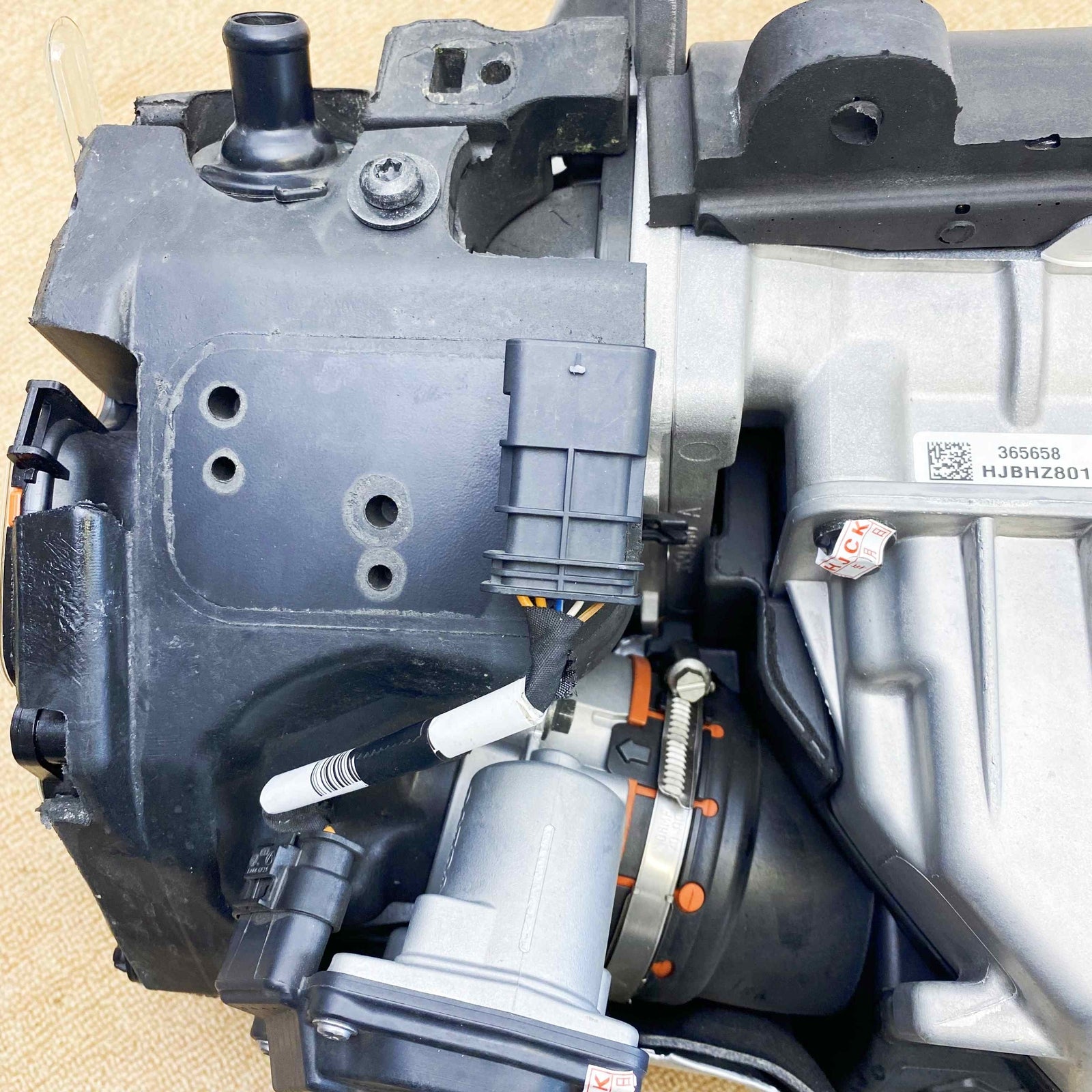 New Turbocharger Assembly for Volvo S60 S90 V90 XC60 XC90 36010125 31441265